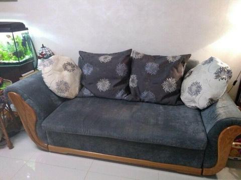 Kanapa, Sofa rozkładana typu szezlong z pojemnikiem na pościel