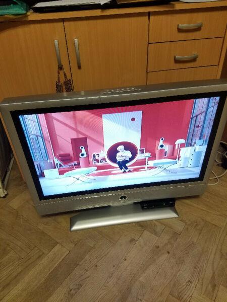 W dobrej cenie TV LCD 32 cale z Dekoderem cyfrowym DVB-T mpg4 + pilot Polecam
