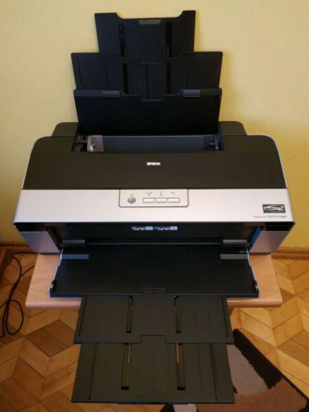 Profesjonalna drukarka EPSON STYLUS Photo R2880 - zatkana część dysz drukujących