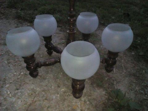 żyrandol 5 kloszy szklanych drewniany lampa wysyłka 2 sztuki retro prl