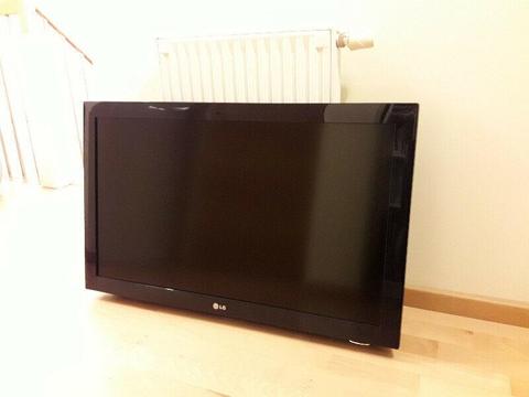 Sprzedam telewizor LG 37LD450-ZA