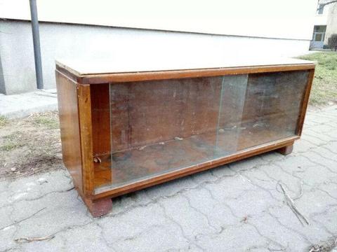 Kredens witryna drewniany regał PRL szyby z szybami Retro Vintage Loft