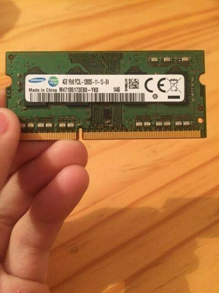 Sprzedam Pamięć Ram 4 GB DDR3 1600 MHz Samsung Laptop!!!