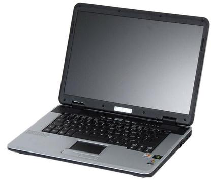 Laptop Medion 15 'system windows 7 procesor dwu rdzeniowy