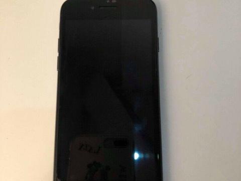 Czarny iphone 7 32GB