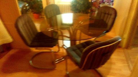 okragły stół szklany (średnica110 cm)+ 4 krzesła
