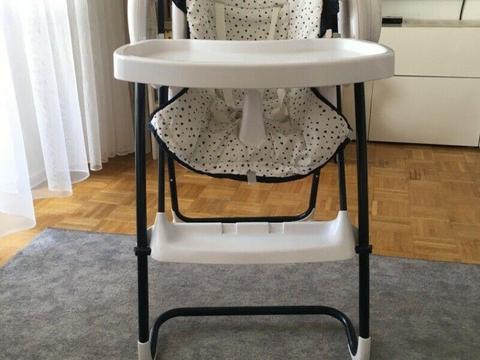 Krzesełko do karmienia + huśtawka