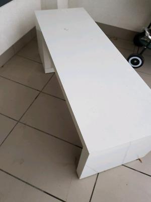 Stolik tv lub kawa Ikea biały