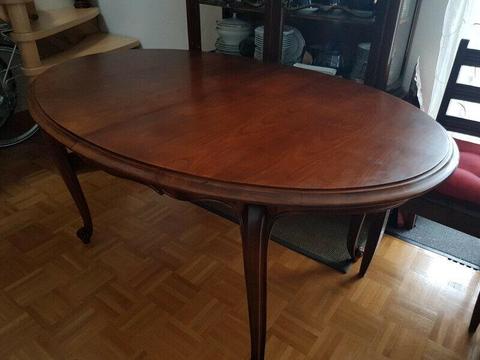 OWALNY stół w stylu Ludwika sprzedam