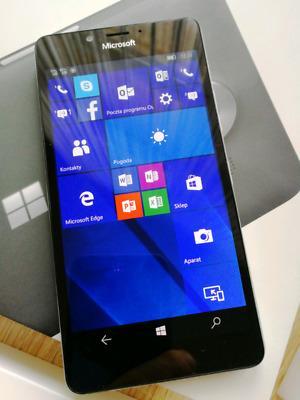Microsoft Lumia 950 dual sim skóra + Display Dock