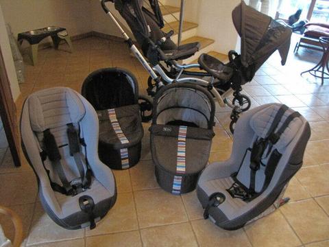 wózek dla bliżniaków + foteliki samochodowe