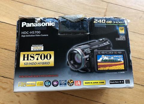 Kamera Panasonic HDC-HS700 240GB HDD